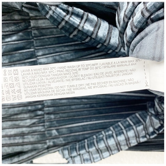 Zara Gray Velvet Striped Jumpsuit Size Medium - Picture 11 of 11